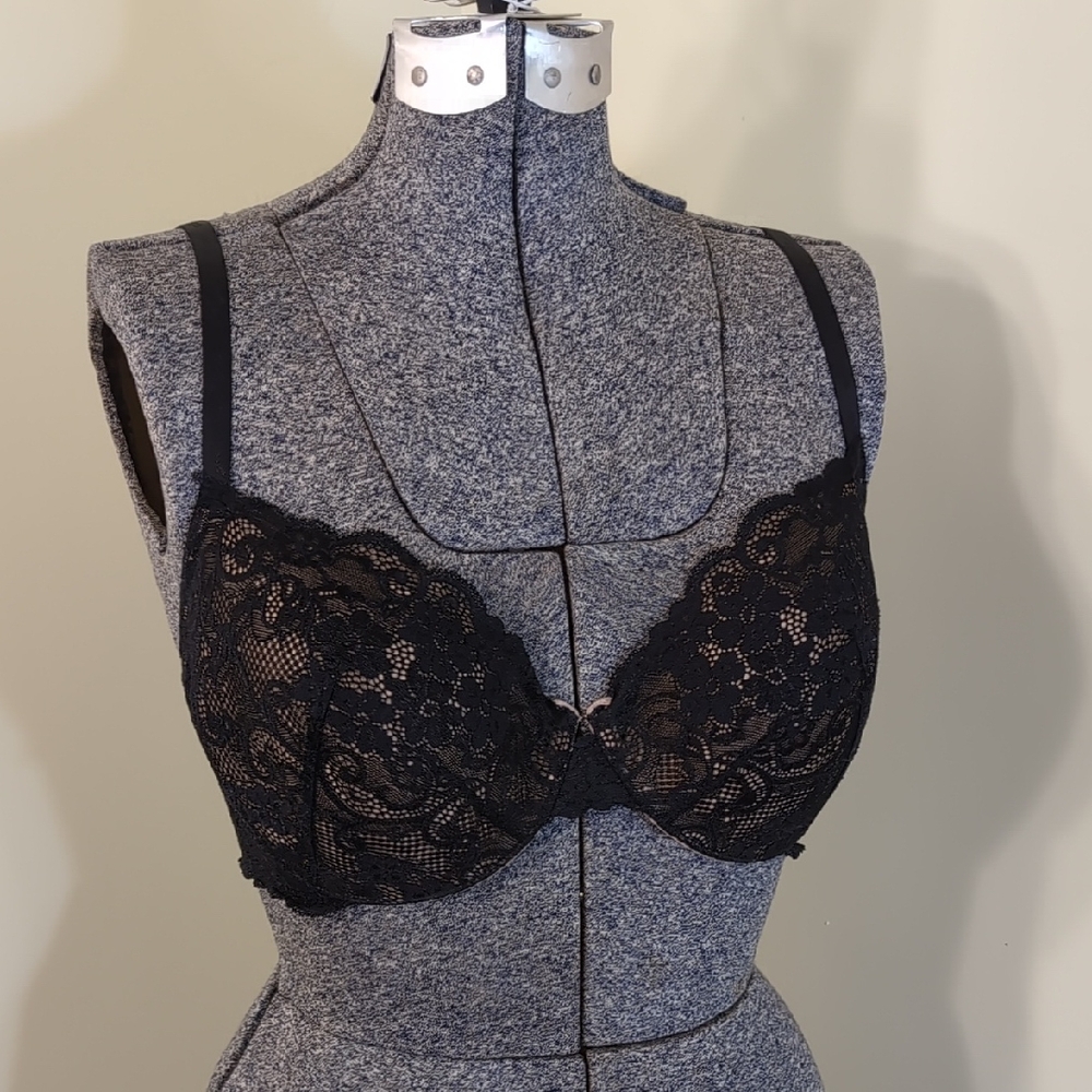 Victoria's Secret Black Lace Bra